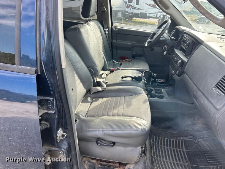 image for item ET3195 2008 Dodge Ram 2500HD Quad Cab pickup truck