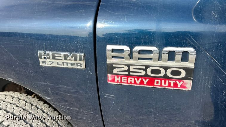 image for item ET3195 2008 Dodge Ram 2500HD Quad Cab pickup truck