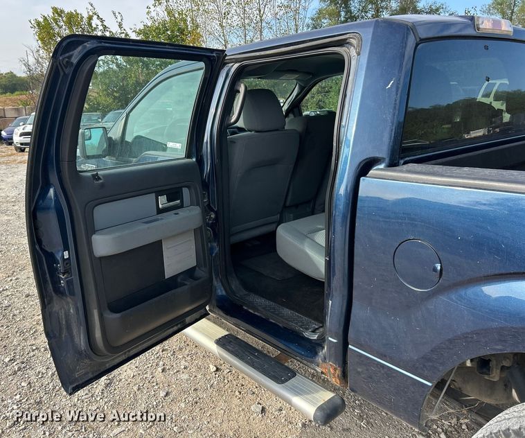 image for item ET3196 2014 Ford F150 XL  SuperCab pickup truck