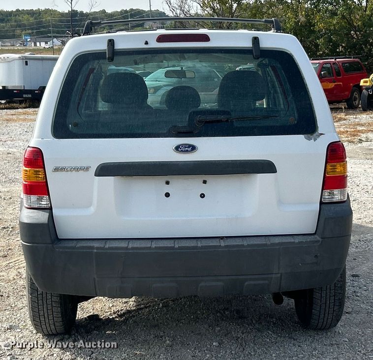 image for item ET3197 2006 Ford Escape XLS SUV