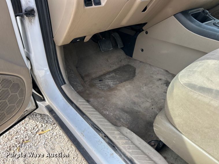 image for item ET3197 2006 Ford Escape XLS SUV