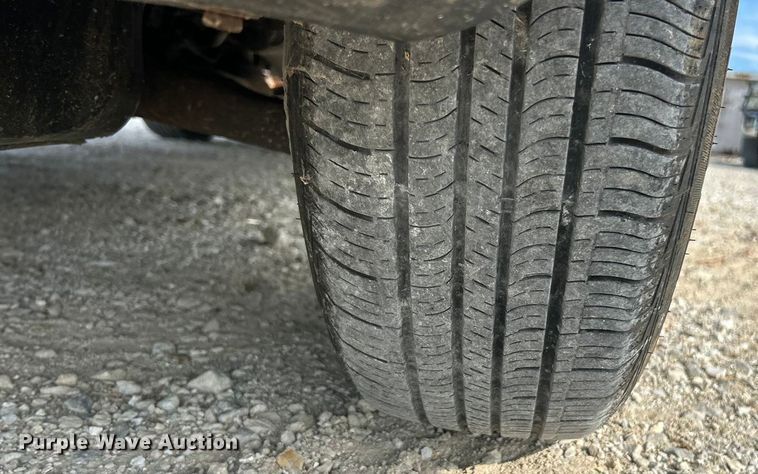 image for item ET3197 2006 Ford Escape XLS SUV