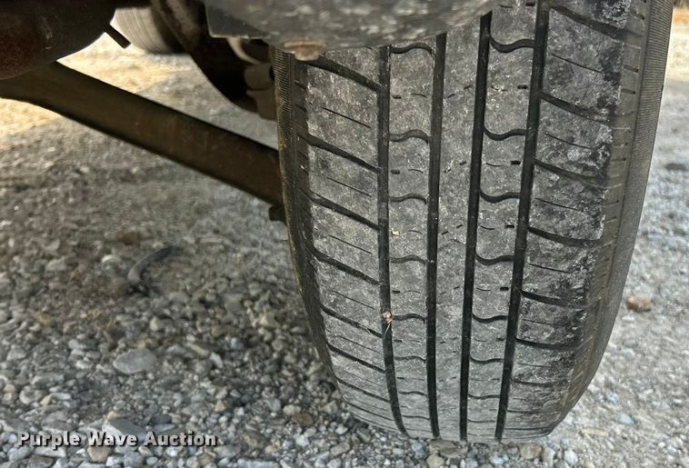 image for item ET3197 2006 Ford Escape XLS SUV