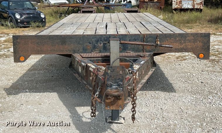 image for item ET3201 2006 Big Tow BE10 equipment trailer