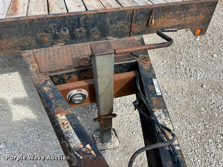 image for item ET3201 2006 Big Tow BE10 equipment trailer