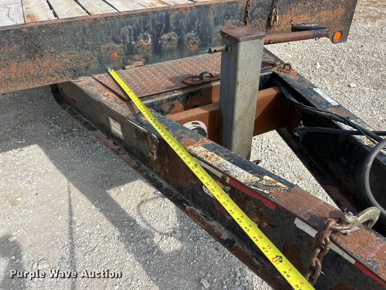 image for item ET3201 2006 Big Tow BE10 equipment trailer