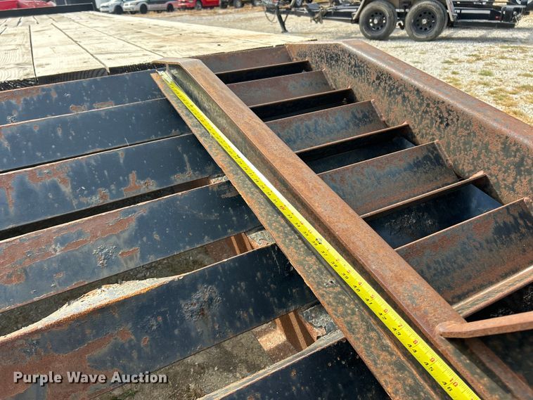 image for item ET3201 2006 Big Tow BE10 equipment trailer