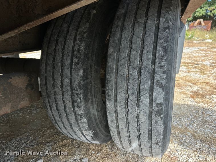 image for item ET3201 2006 Big Tow BE10 equipment trailer