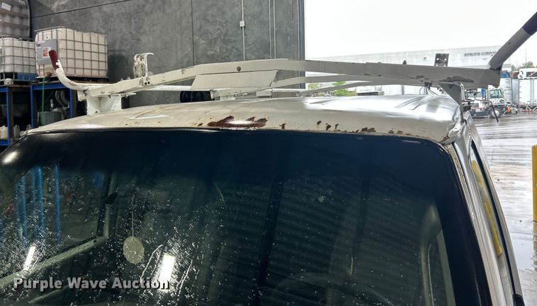 image for item ET3210 2007 Ford E250 Super Duty van