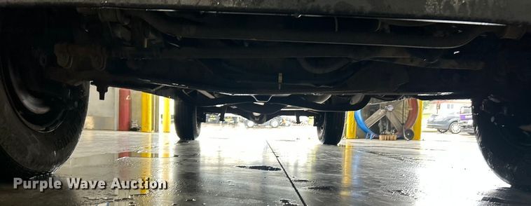 image for item ET3210 2007 Ford E250 Super Duty van