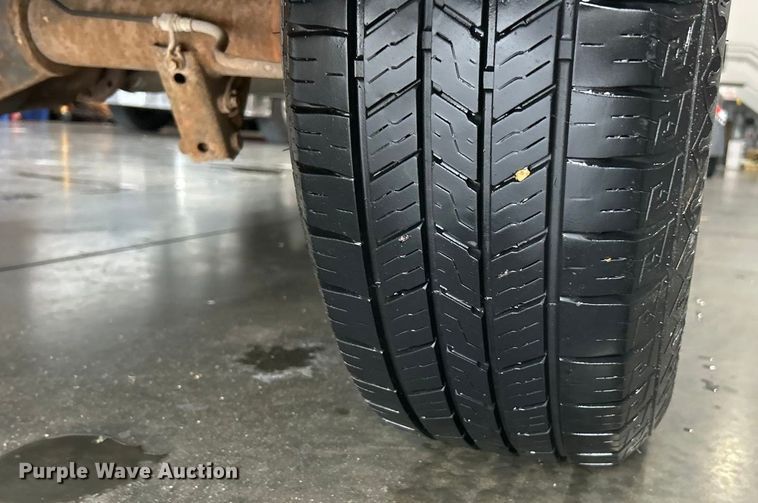 image for item ET3210 2007 Ford E250 Super Duty van