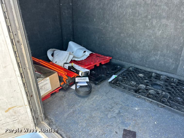 image for item ET3218 2006 International PC015 shuttle bus