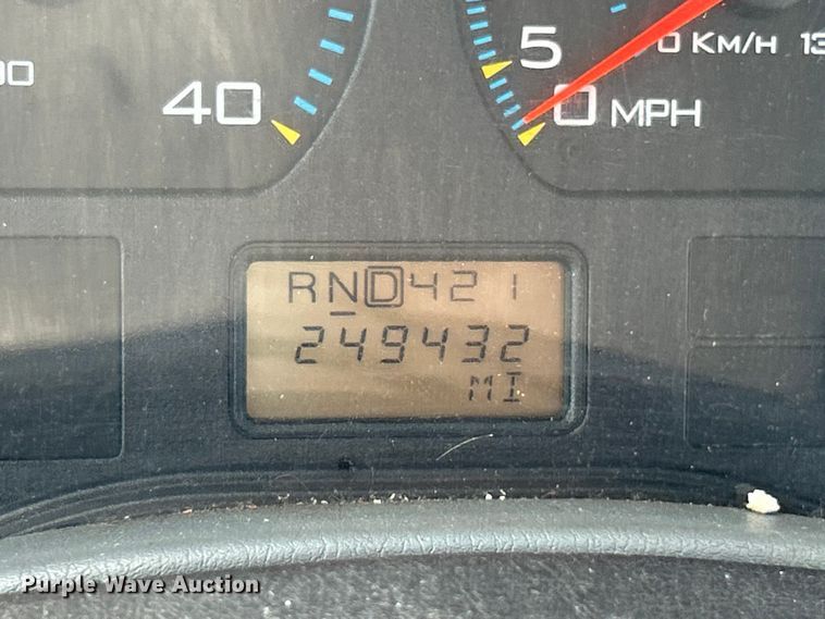 image for item ET3218 2006 International PC015 shuttle bus