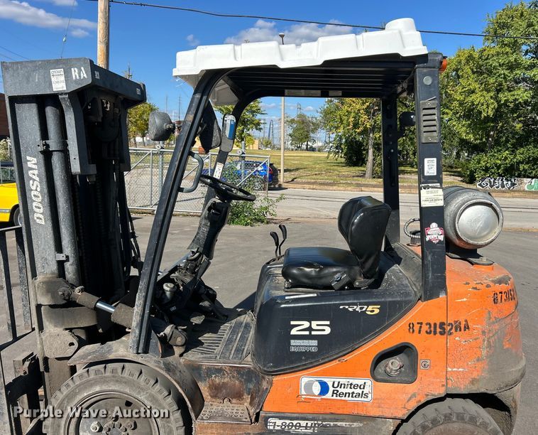 image for item ET3220 Doosan G25P-3 forklift