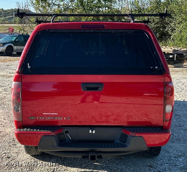 image for item ET3221 2007 Chevrolet Colorado LS Ext. Cab pickup truck