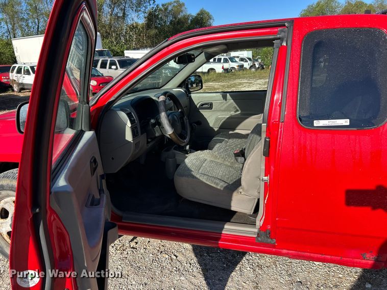 image for item ET3221 2007 Chevrolet Colorado LS Ext. Cab pickup truck