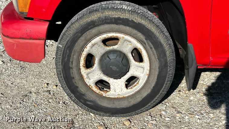 image for item ET3221 2007 Chevrolet Colorado LS Ext. Cab pickup truck