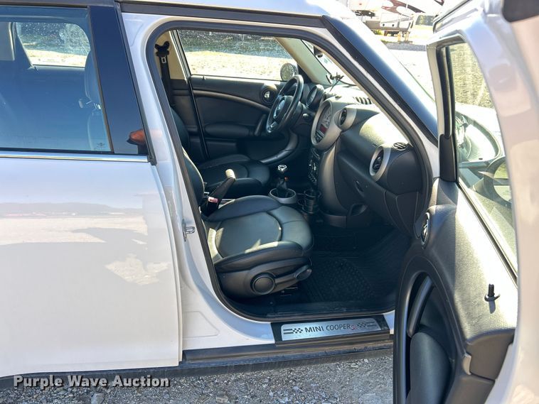 image for item ET3222 2012 Mini Cooper S 