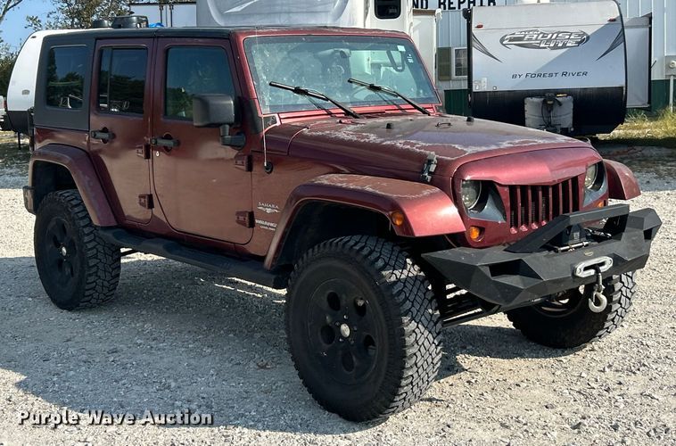 image for item ET3280 2007 Jeep Wrangler Sahara SUV