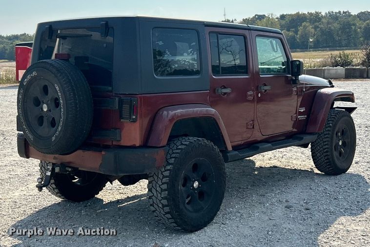 image for item ET3280 2007 Jeep Wrangler Sahara SUV