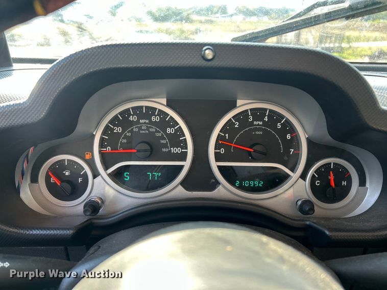 image for item ET3280 2007 Jeep Wrangler Sahara SUV