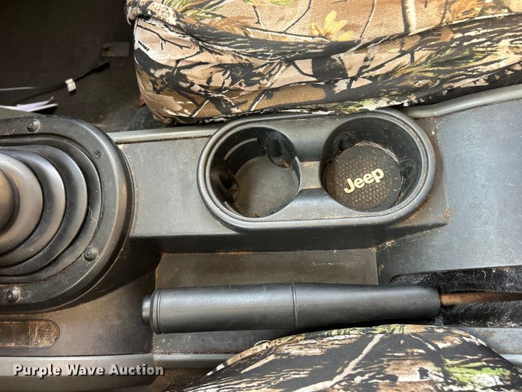 image for item ET3280 2007 Jeep Wrangler Sahara SUV