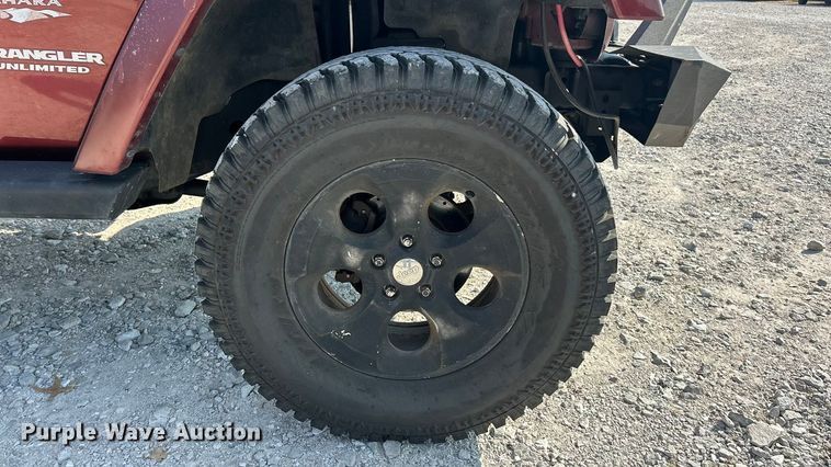 image for item ET3280 2007 Jeep Wrangler Sahara SUV