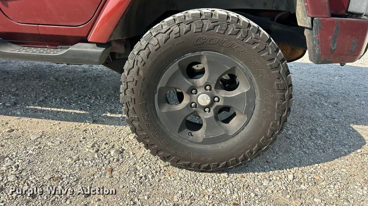 image for item ET3280 2007 Jeep Wrangler Sahara SUV