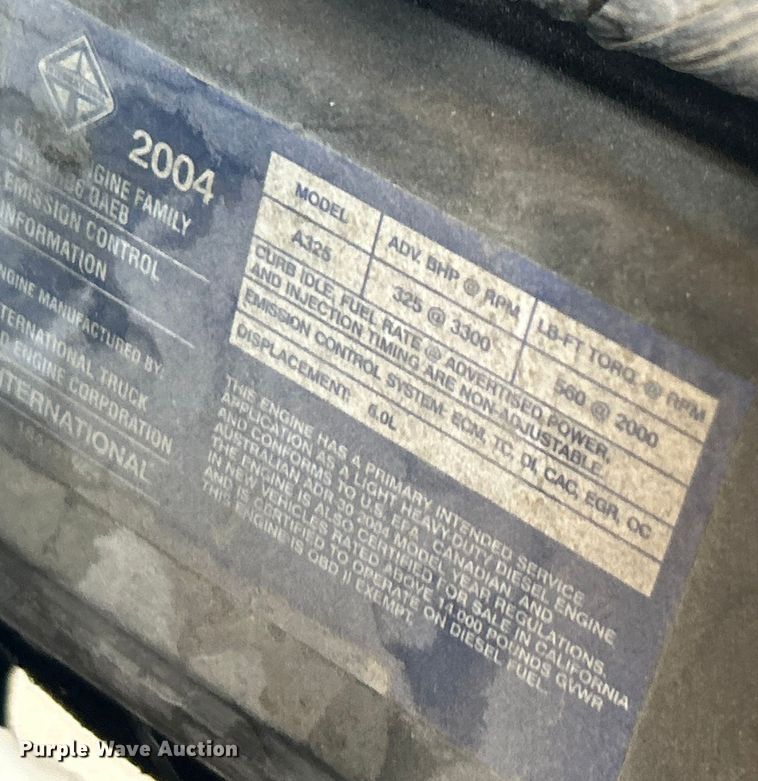 image for item ET3447 2004 Ford F350 Super Duty XL utility bed pickup truck