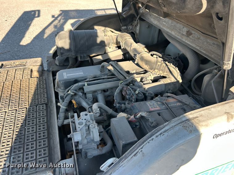 image for item ET3454 2017 UniCarriers PF110YLP forklift