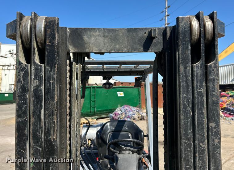 image for item ET3457 Toyota 8FGU30 forklift