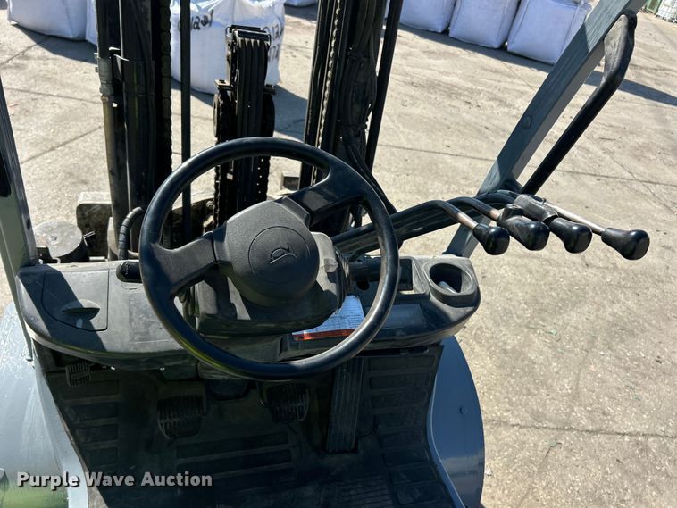 image for item ET3457 Toyota 8FGU30 forklift