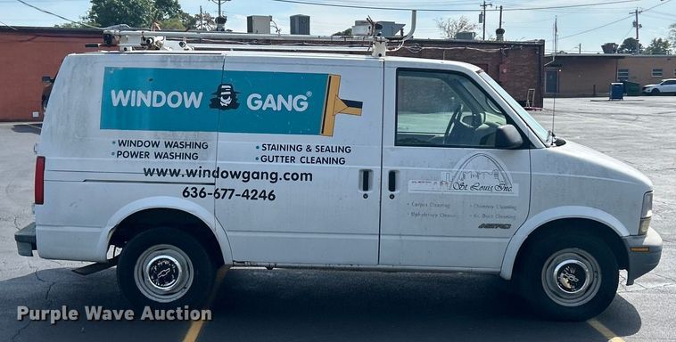 image for item ET3463 1998 Chevrolet Astro van