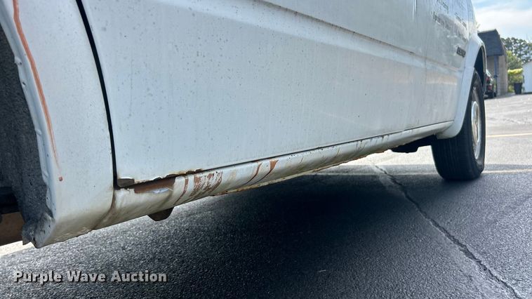 image for item ET3463 1998 Chevrolet Astro van