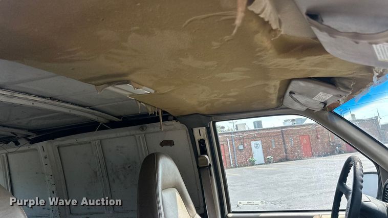 image for item ET3463 1998 Chevrolet Astro van