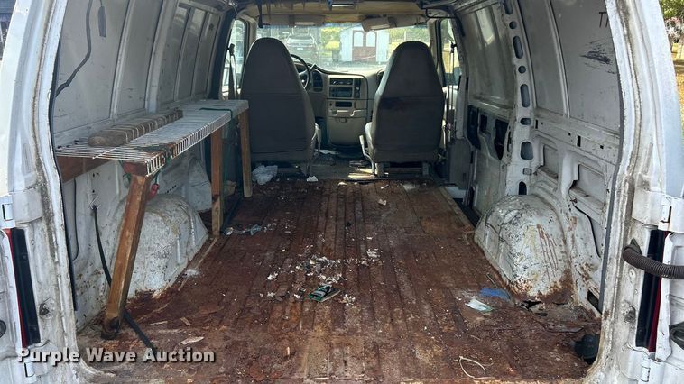 image for item ET3463 1998 Chevrolet Astro van