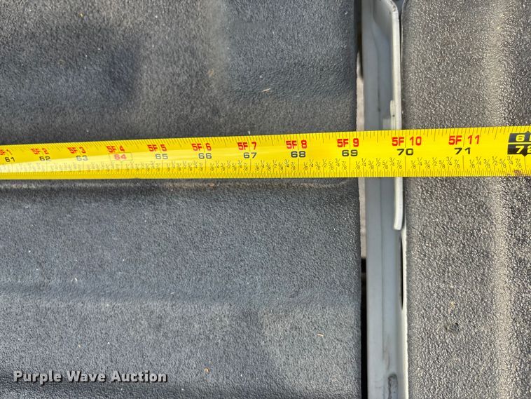 image for item ET4521 2017 GMC Sierra 1500 Crew Cab pickup truck