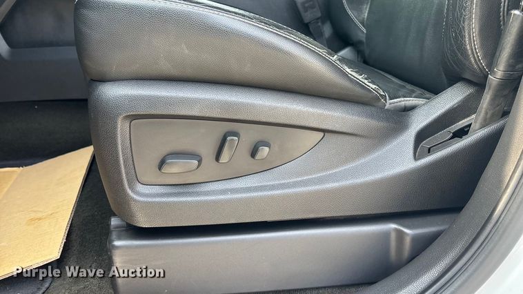 image for item ET4521 2017 GMC Sierra 1500 Crew Cab pickup truck