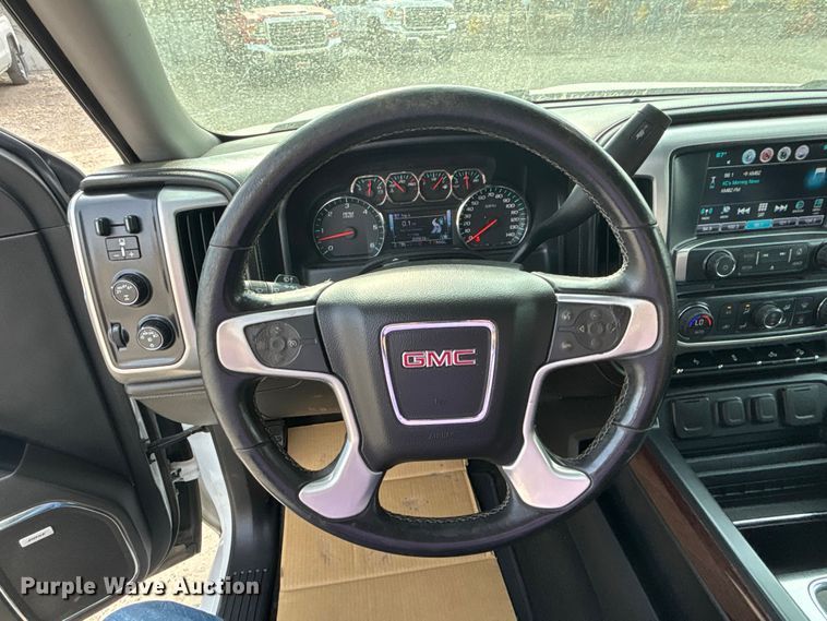 image for item ET4521 2017 GMC Sierra 1500 Crew Cab pickup truck