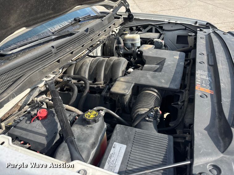 image for item ET4521 2017 GMC Sierra 1500 Crew Cab pickup truck