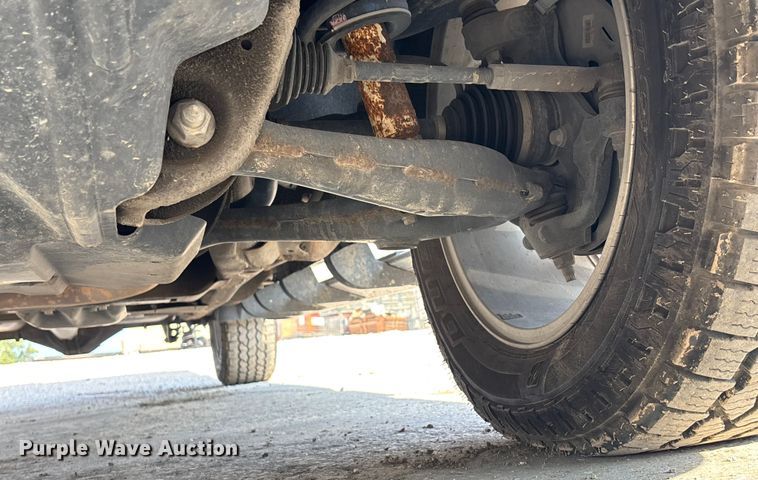 image for item ET4521 2017 GMC Sierra 1500 Crew Cab pickup truck