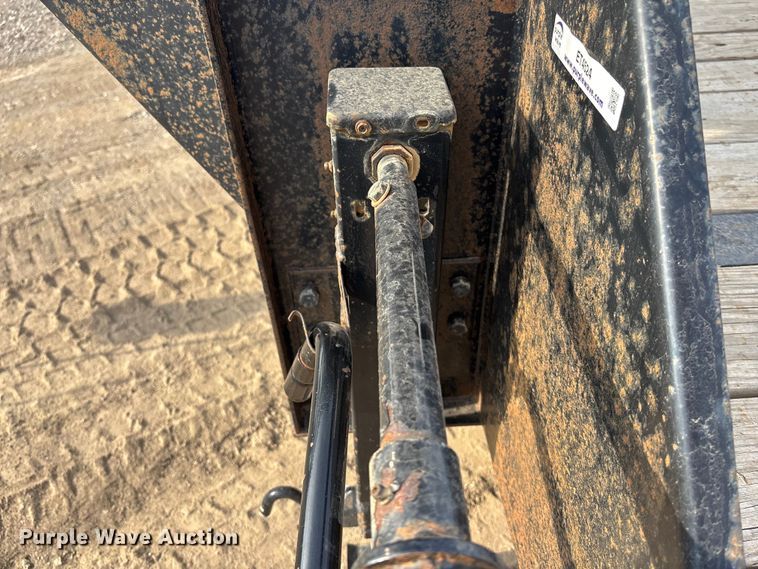 image for item ET4524 2015 Big Tex 22GN -25+5 equipment trailer