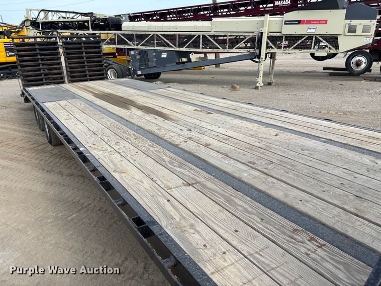 image for item ET4524 2015 Big Tex 22GN -25+5 equipment trailer