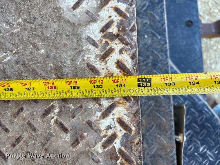 image for item ET4649 2007 GMC Sierra 3500HD utility bed pickup truck