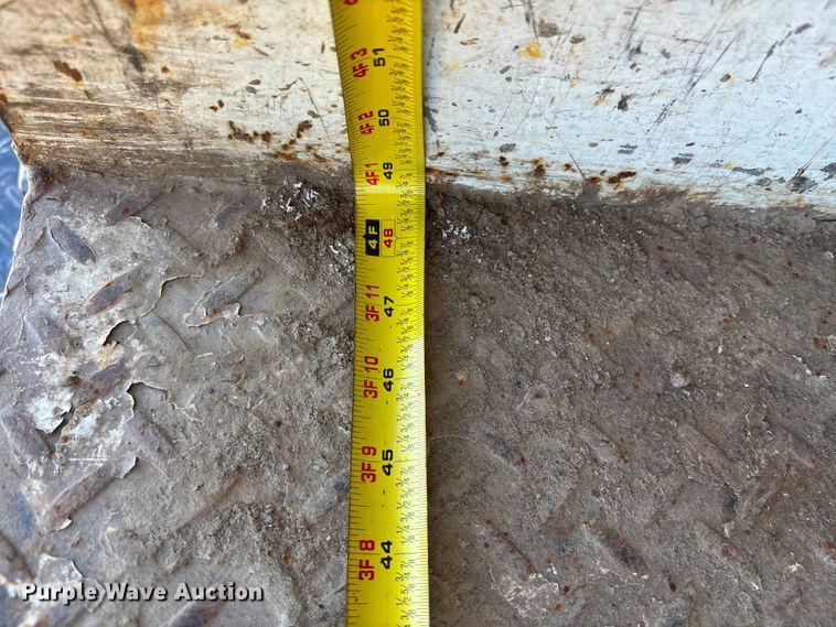 image for item ET4649 2007 GMC Sierra 3500HD utility bed pickup truck