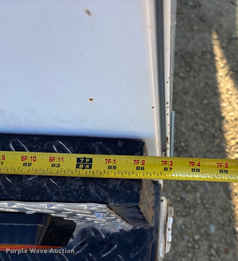 image for item ET4649 2007 GMC Sierra 3500HD utility bed pickup truck