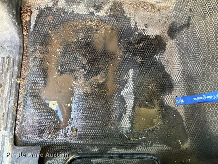 image for item ET4649 2007 GMC Sierra 3500HD utility bed pickup truck