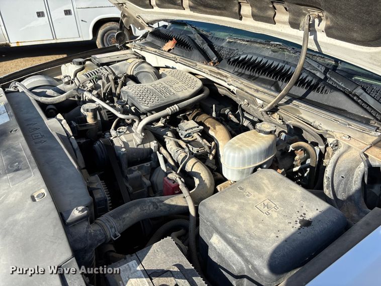 image for item ET4649 2007 GMC Sierra 3500HD utility bed pickup truck