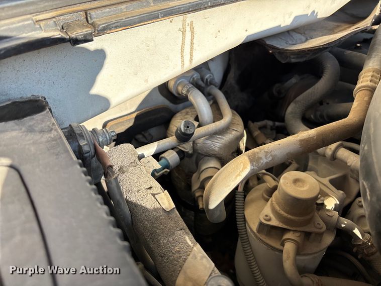 image for item ET4649 2007 GMC Sierra 3500HD utility bed pickup truck