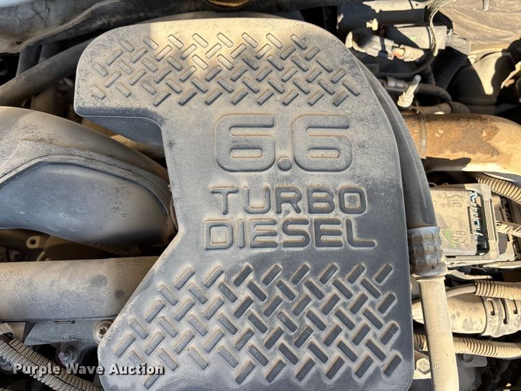 image for item ET4649 2007 GMC Sierra 3500HD utility bed pickup truck